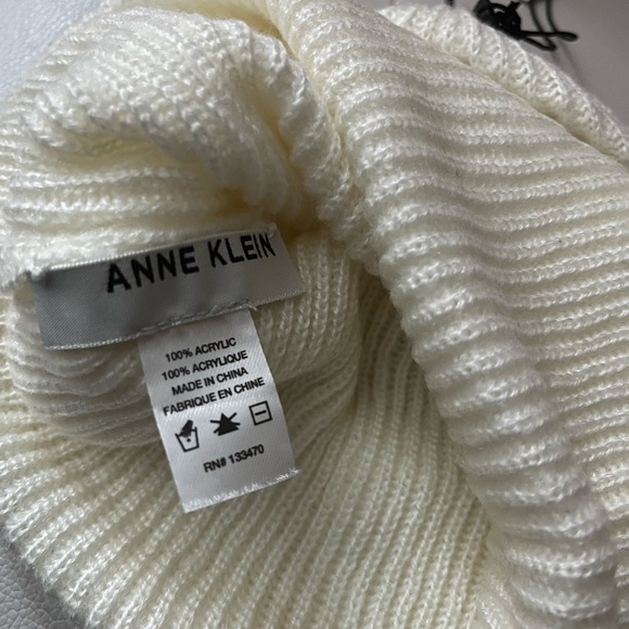 Anne Klein Fisherman Ribbed Cuffed Quartz Ivory Hat O/S - Picture 4 of 11